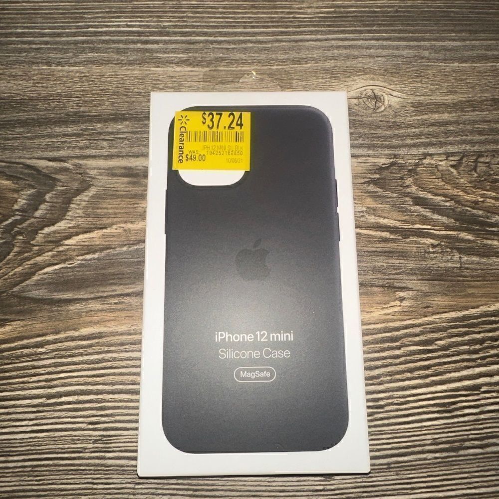 Apple iPhone 12 mini black silicone case with MagSafe. NWT.